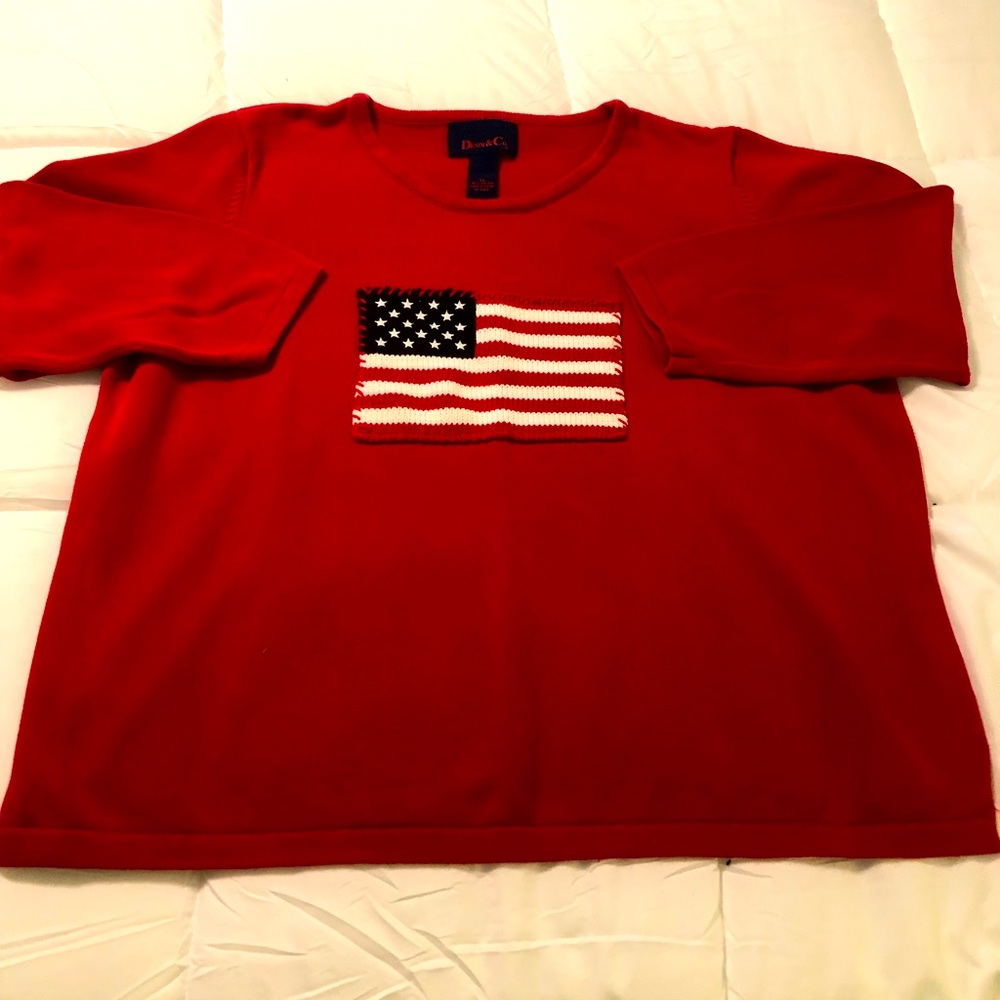 Cotton sweater w/ knit American Flag